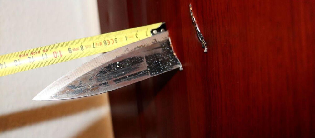 Strzelał do drzwi sąsiada