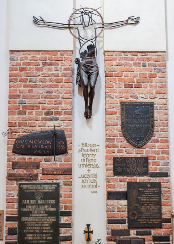 Zabytkowy krucyfiks w kościele św. Marcina