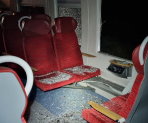 Zderzenie busa i pociągu pod Poznaniem. Są ranni!
