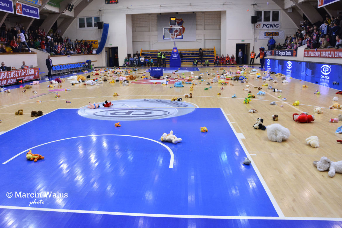 Euroliga koszykarek: Wisła Can-Pack przegrała z Fenerbahce Stambuł [ZDJĘCIA]