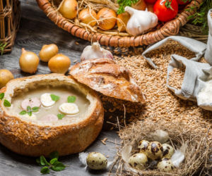 Polacy gotują, ale nie wszystko. Tak przygotowujemy Wielkanoc 2026 według raportu kulinarnego Uwielbiam.pl