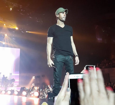 Enrique Iglesias w Polsce 2017 - zabawa, łzy, niedosyt i rozczarowanie. RELACJA z koncertu