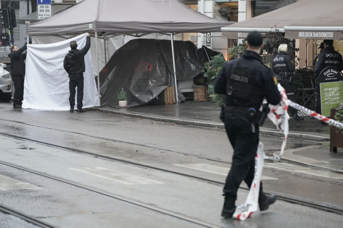Nożownik grasował po ulicach Oslo. Został zastrzelony