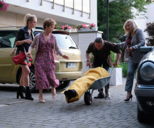 Królestwo kobiet odc. 1. Wera (Aleksandra Adamska), Marian (Rafał Maćkowiak), Gabi (Gabriela Muskała), Ineza (Krystyna Janda)