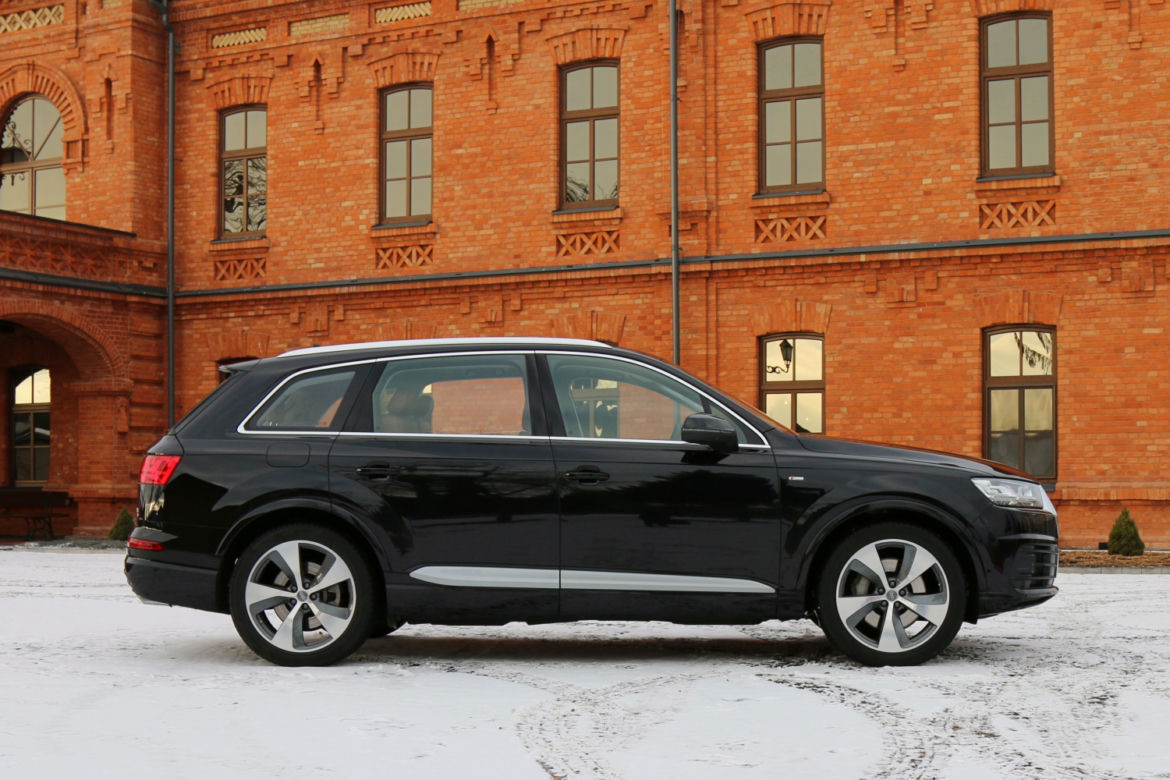 Audi Q7 3.0 V6 TFSI 333 KM Tiptronic quattro
