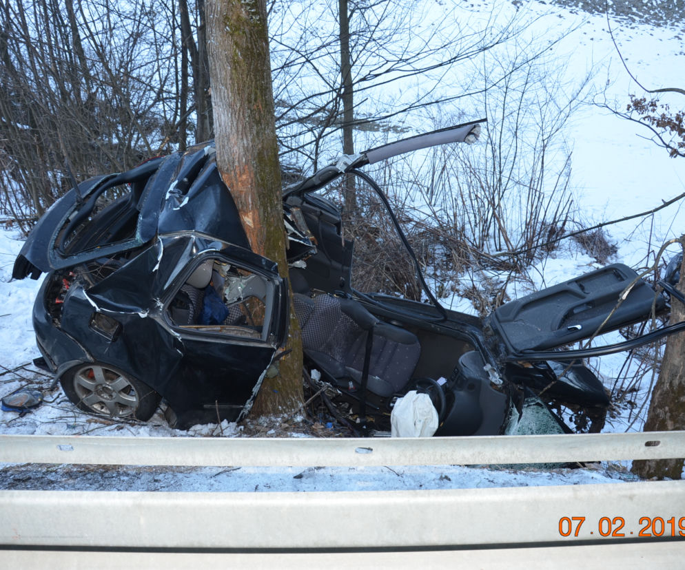 Małopolska: Dwa tragiczne wypadki, nie żyją dwie osoby, pięć rannych [ZDJĘCIA]