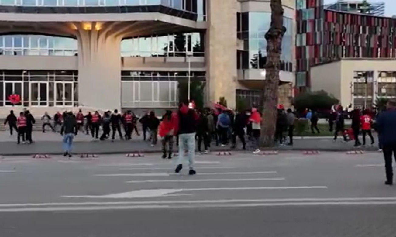 Zamieszki przed meczem Albania - Polska