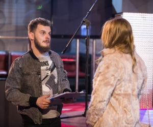 Na Wspólnej, odcinek 2713. Sandra (Michalina Robakiewicz), Miłosz (Maciej Piasny)