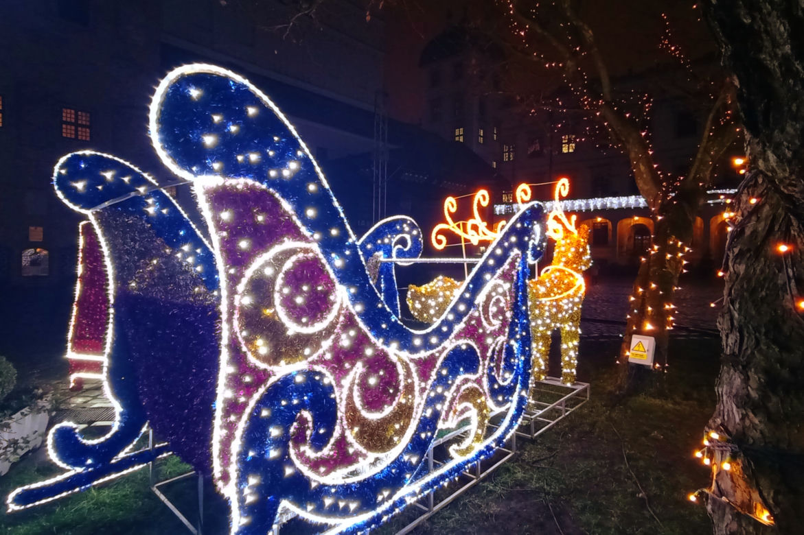 Świąteczne iluminacje na Zamku Książąt Pomorskich w Szczecinie
