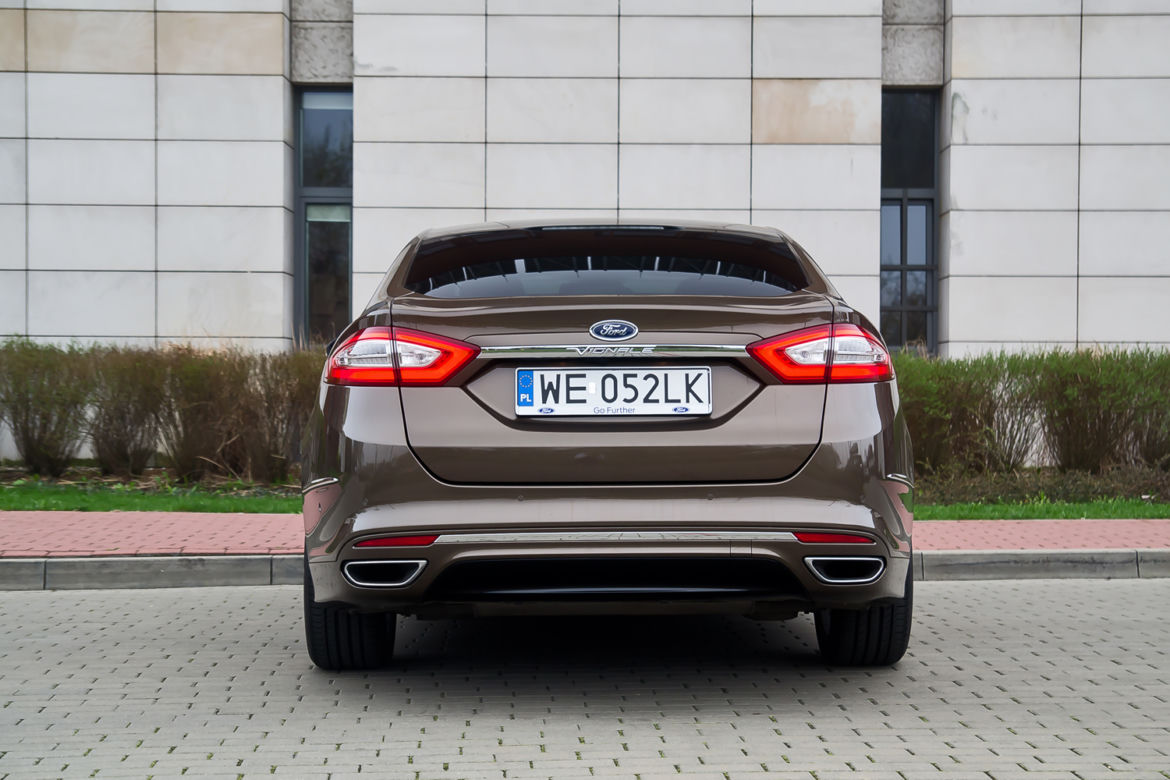 Ford Mondeo Vignale 2.0 TDCi 210 KM Twin-turbo PowerShift