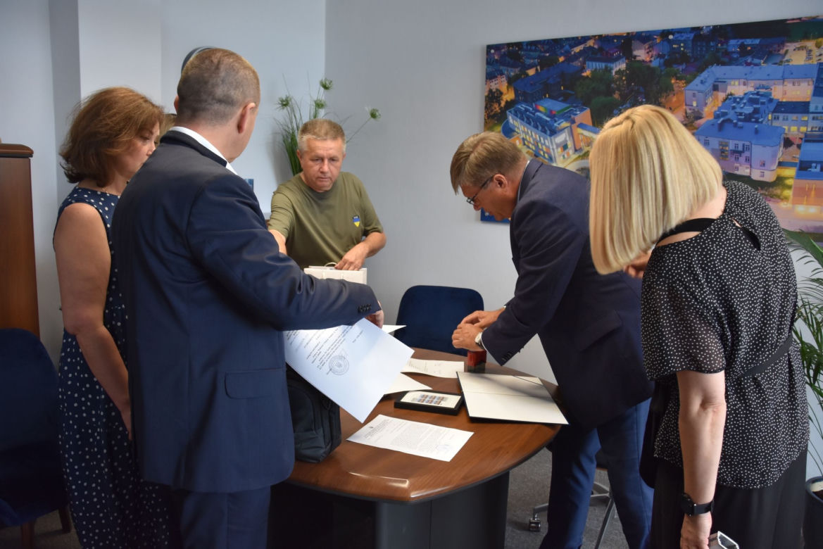 Karetka z Tarnowa dla Połtawy na Ukrainie