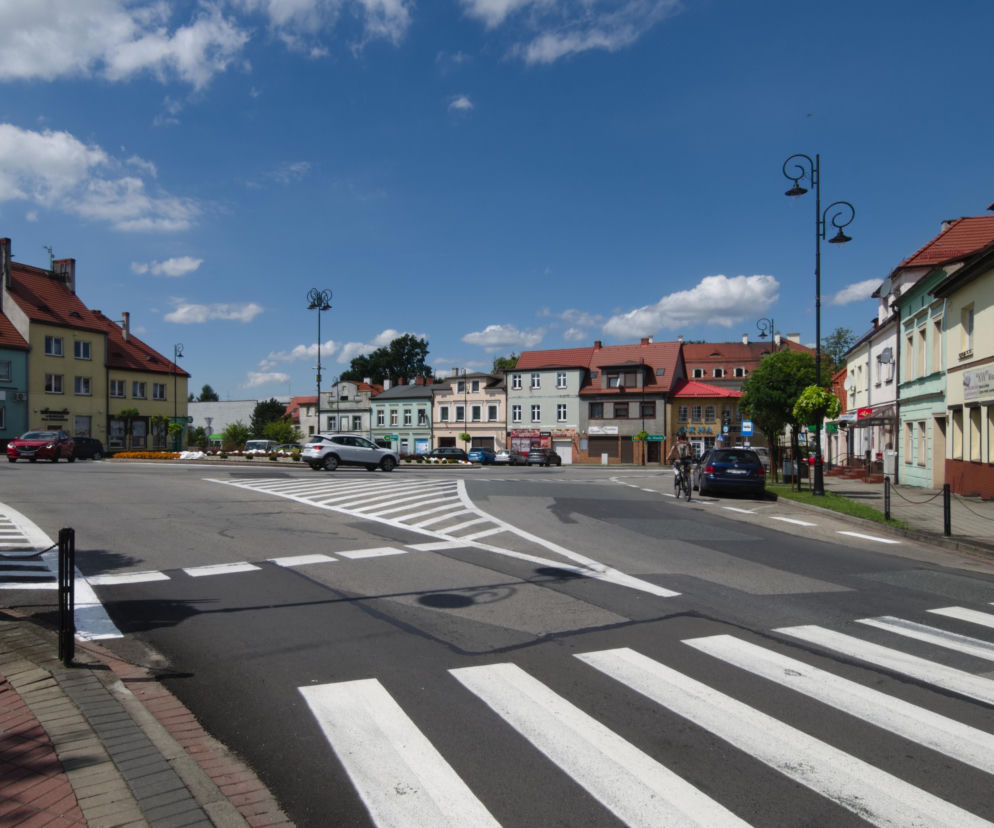 To jedno z najpiękniejszych miasteczek na Śląsku. Czaruje nie tylko rynkiem, ale też unikatowym pałacem