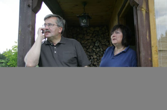 Bronisław Komorowski robił porządki na wiosce