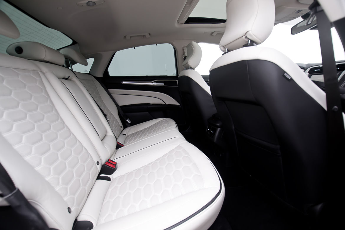 Ford Mondeo Vignale 2.0 TDCi 210 KM Twin-turbo PowerShift