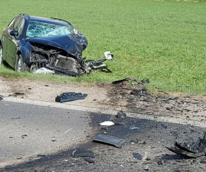 Zablokowana droga krajowa nr 9. TIR zderzył się z autem osobowym