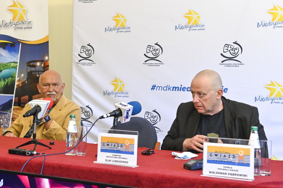 Olaf Lubaszenko jest nie do poznania. Tak się zmieniał przez lata