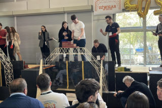 Studenci Politechniki stworzyli wyjątkowy dźwigar. Został doceniony w konkursie 