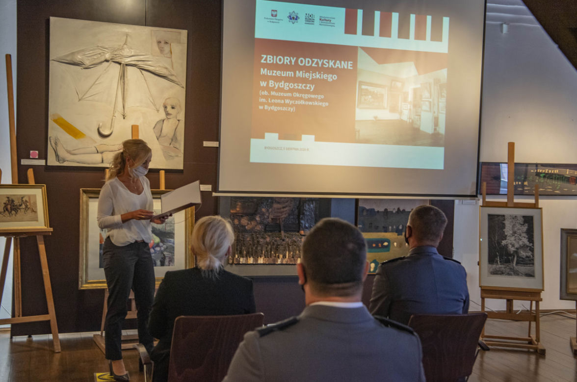 Bydgoszcz: Muzeum odzyskało dzieła, stanowiące straty wojenne 