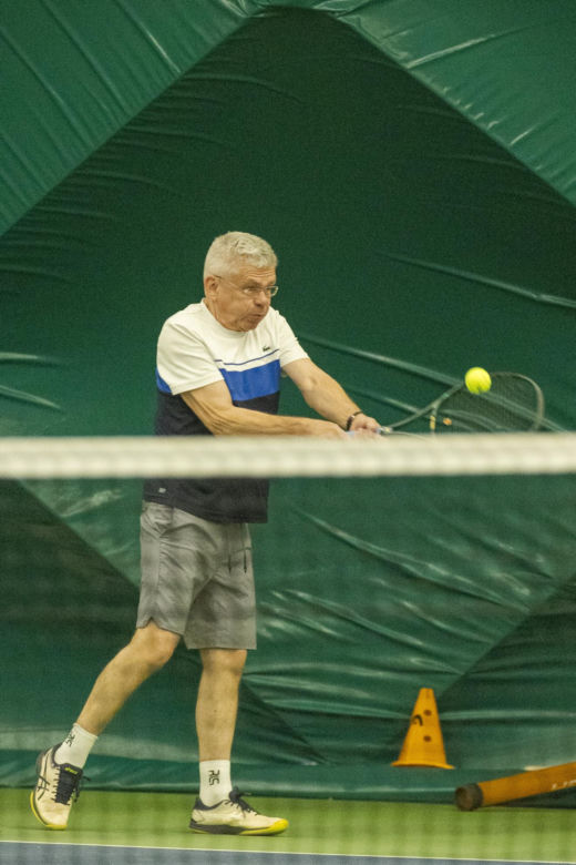 Karczewski gra w tenis. Ale wymiata!