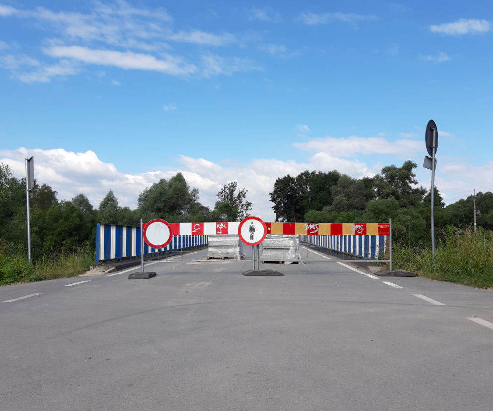 Zaraza zamknęła nam wieś