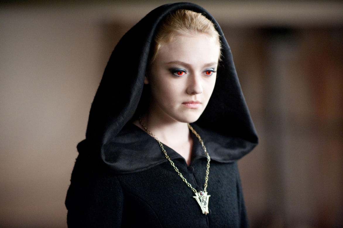 Dakota Fanning jako Jane w sadze "Zmierzch" 