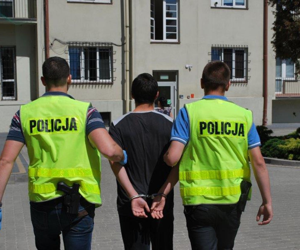 GWAŁCICIEL POBITY PRZEZ WSPÓŁOSADZONYCH.