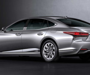 Lexus LS lifting 2021 