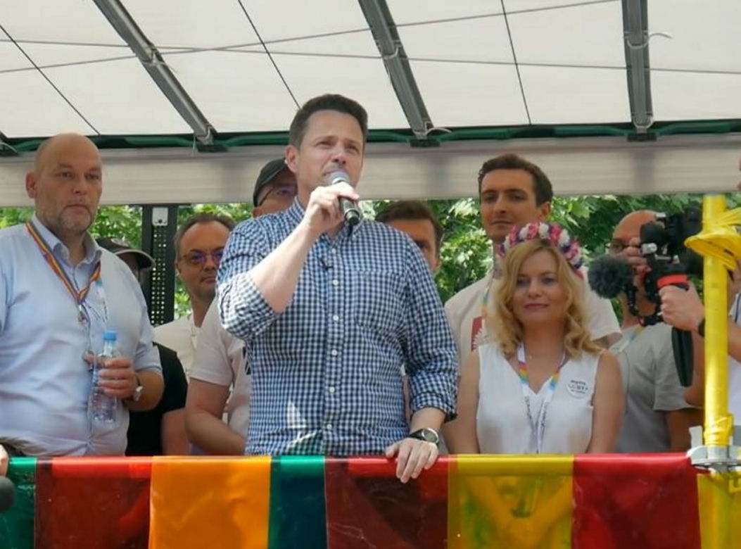Koszula prezydenta Warszawy z 2019 roku...