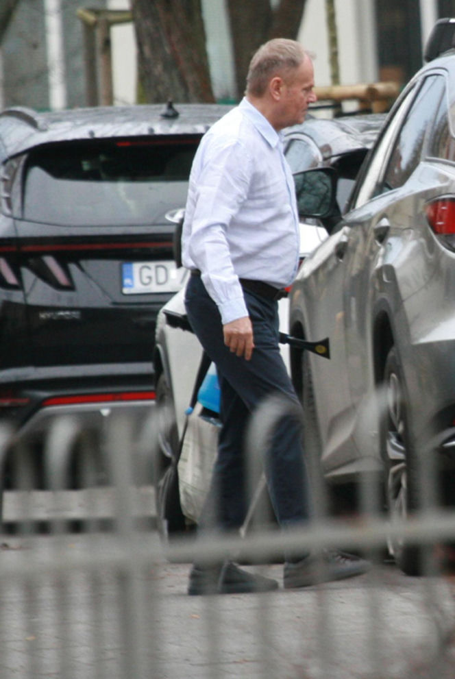 Premier Donald Tusk ruszył na pomoc żonie