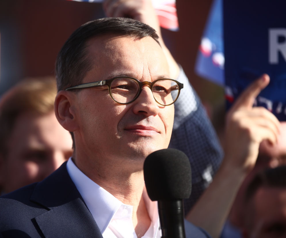 Premier Mateusz Morawiecki przemawia do zgromadzonych