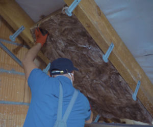 Jak ocieplić poddasze wełną mineralną? Knauf Insulation