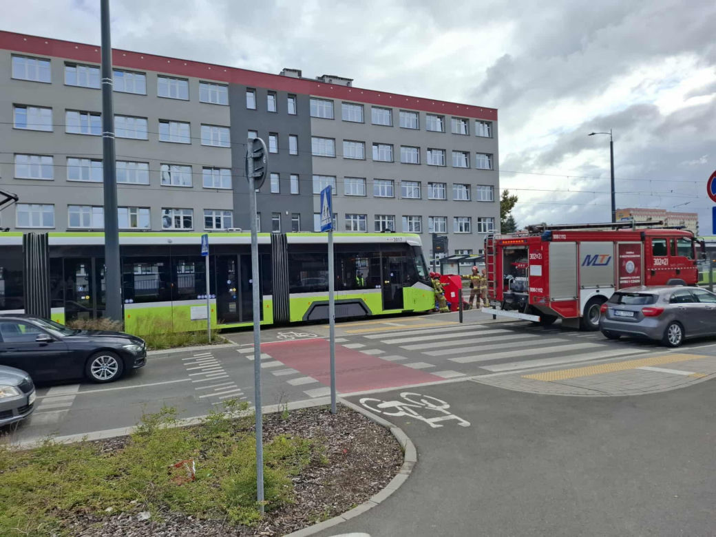 Tragedia w Olsztynie. Rowerzystka została potrącona przez tramwaj. Nie żyje