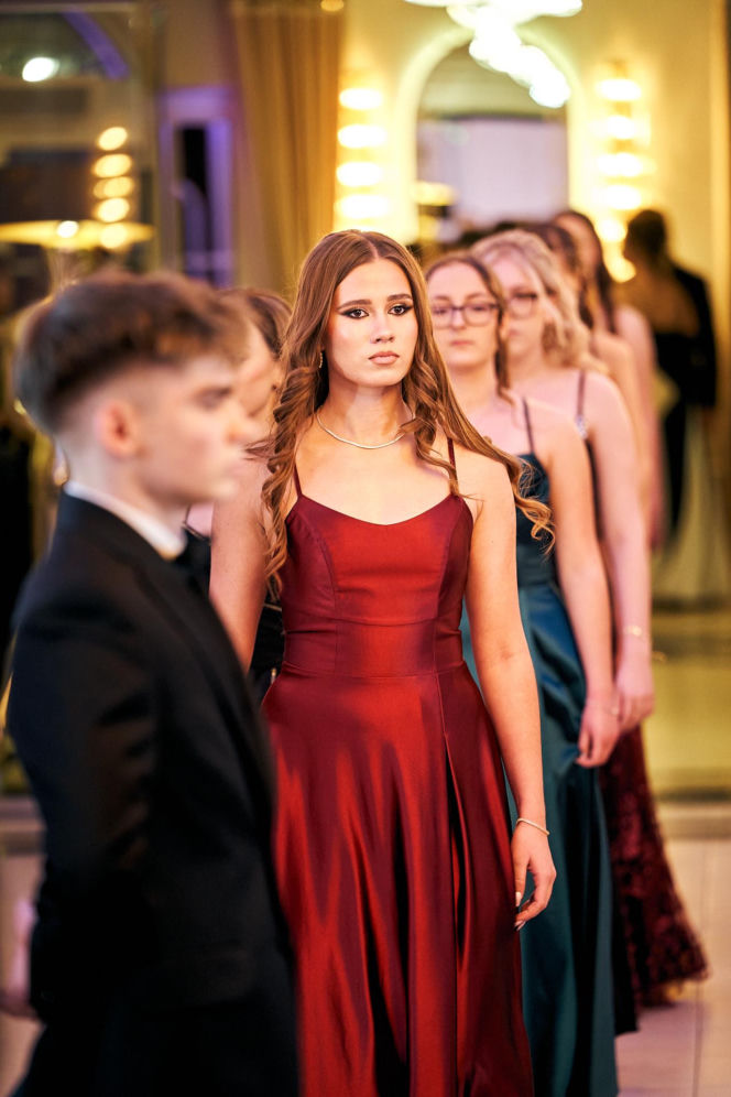 Studniówka siedleckiej Królówki 2026 - walc i polonez