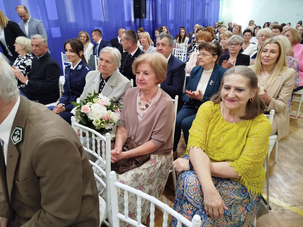 Uroczystość jubileuszowa w siedleckiej "Dziesiątce" była okazją do wspomnień