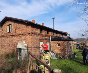 Tragiczny pożar w Czerwionce-Leszczynach. Nie żyje małżeństwo. Od rana spożywali alkohol [ZDJĘCIA]