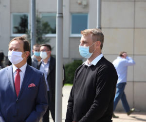 Nowe karetki. Będą służyły do walki z koronawirusem w Rzeszowie, Przemyślu, Krośnie, Sanoku i Mielcu