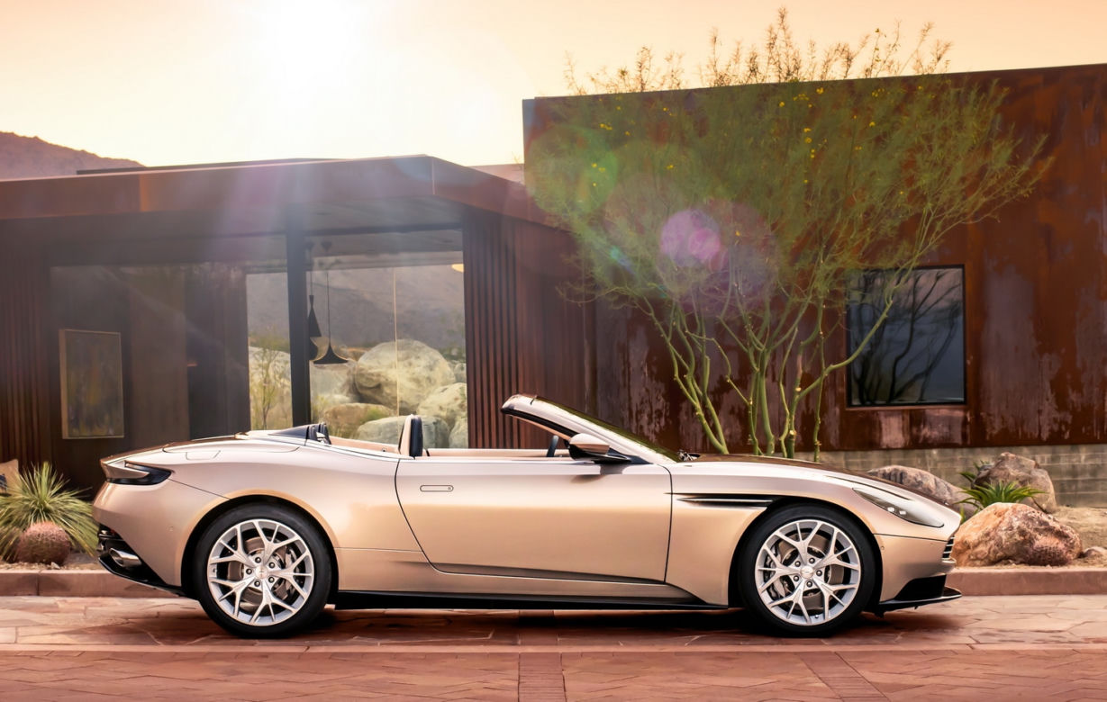 Aston Martin DB11 Volante