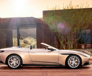 Aston Martin DB11 Volante