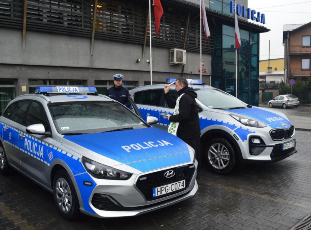 Nowe policyjne radiowozy w Nowym Targu i w Krościenku nad Dunajcem