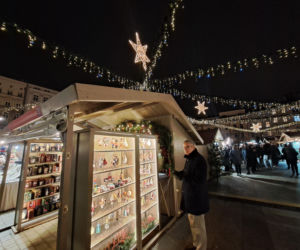 Jarmark Bożonarodzeniowy na Rynku Głównym w Krakowie 2025. Oferta wystawców