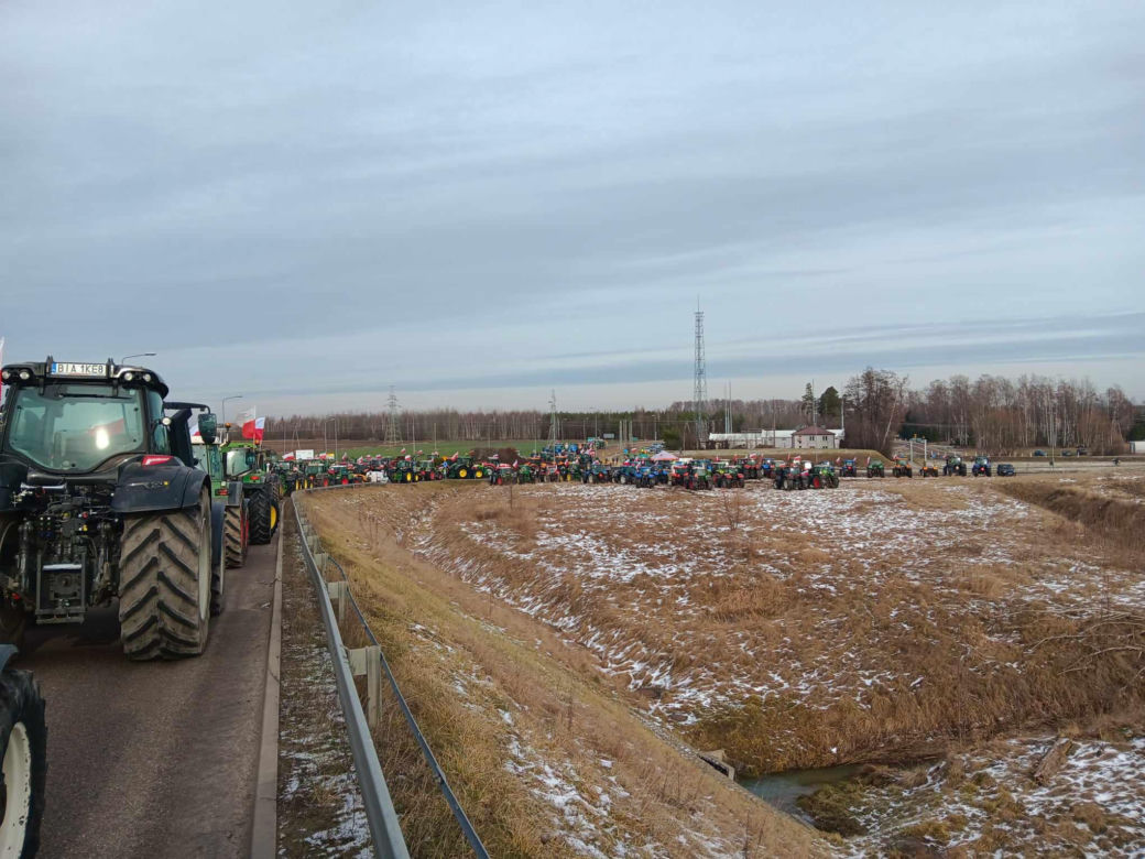 Protest rolników w Podlaskiem. Ciągniki blokują drogi w całym województwie! 