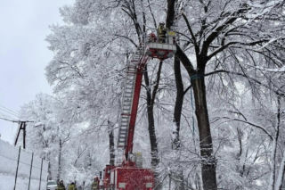 Odwołane lekcje na Podkarpaciu. Wiele szkół bez prądu i ogrzewania 