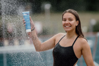 Jak wygląda pielęgnacja po basenie? After-swim care - rytuał 2.0. dla aktywnych Marka TRISWIM na fali atomowych nawyków pielęgnacyjnych