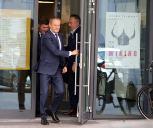 Urodziny Donalda Tuska. Tak szef PO obchodził urodziny - ciężko harował