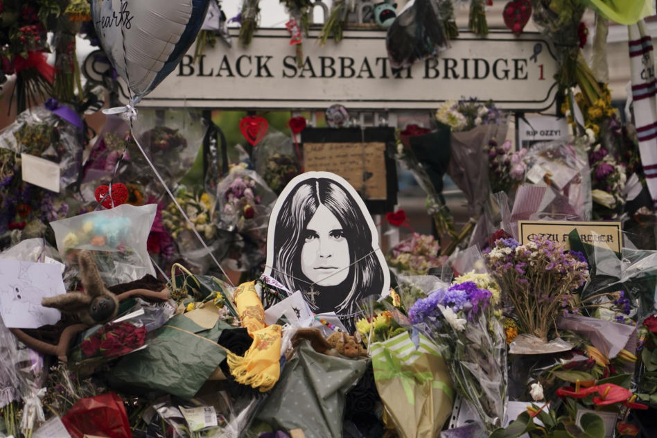  Ozzy Osbourne pogrzeb