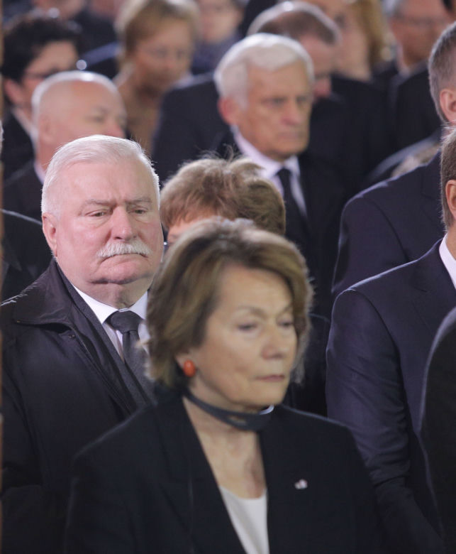 POGRZEB WŁ. BRATOSZEWSKIEGO.