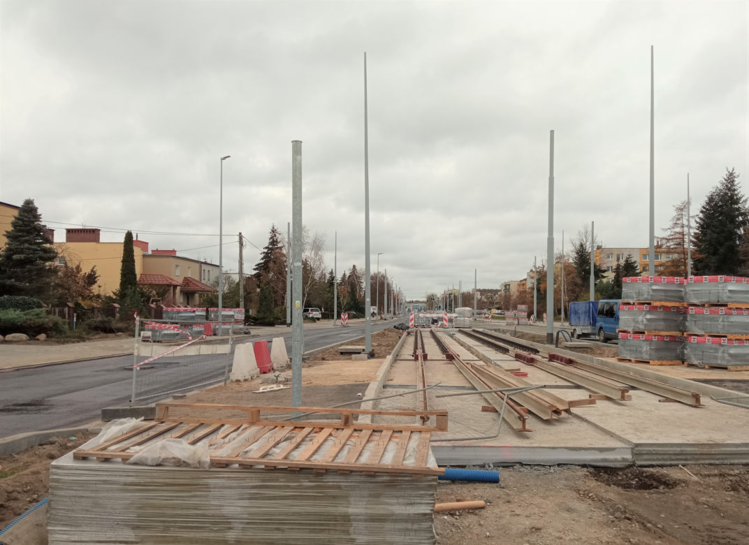 Postępy w budowie linii tramwajowej na Jar. Zdjęcia z placu budowy