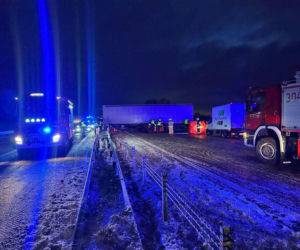 Kobieta nie żyje, dwie osoby są ranne. Koszmar na S8