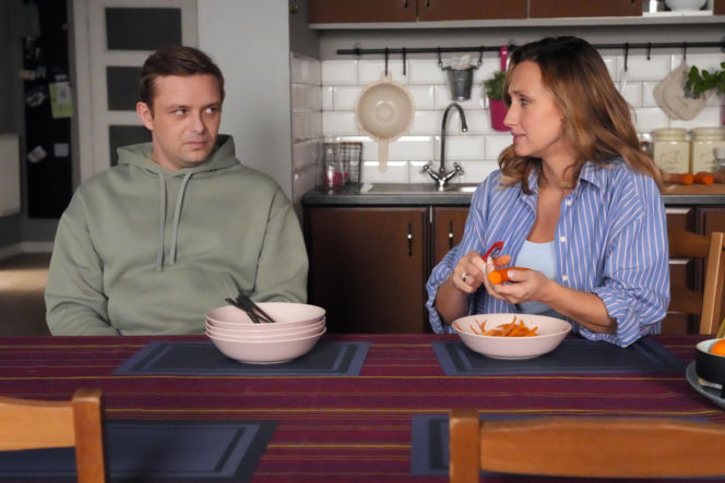 Barwy szczęścia, odcinek 3351: Asia (Anna Gzyra-Augustynowicz), Hubert (Marek Molak)