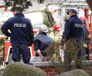 Pijany wszedł na wieżę kościoła. Ściągnęli go strażacy